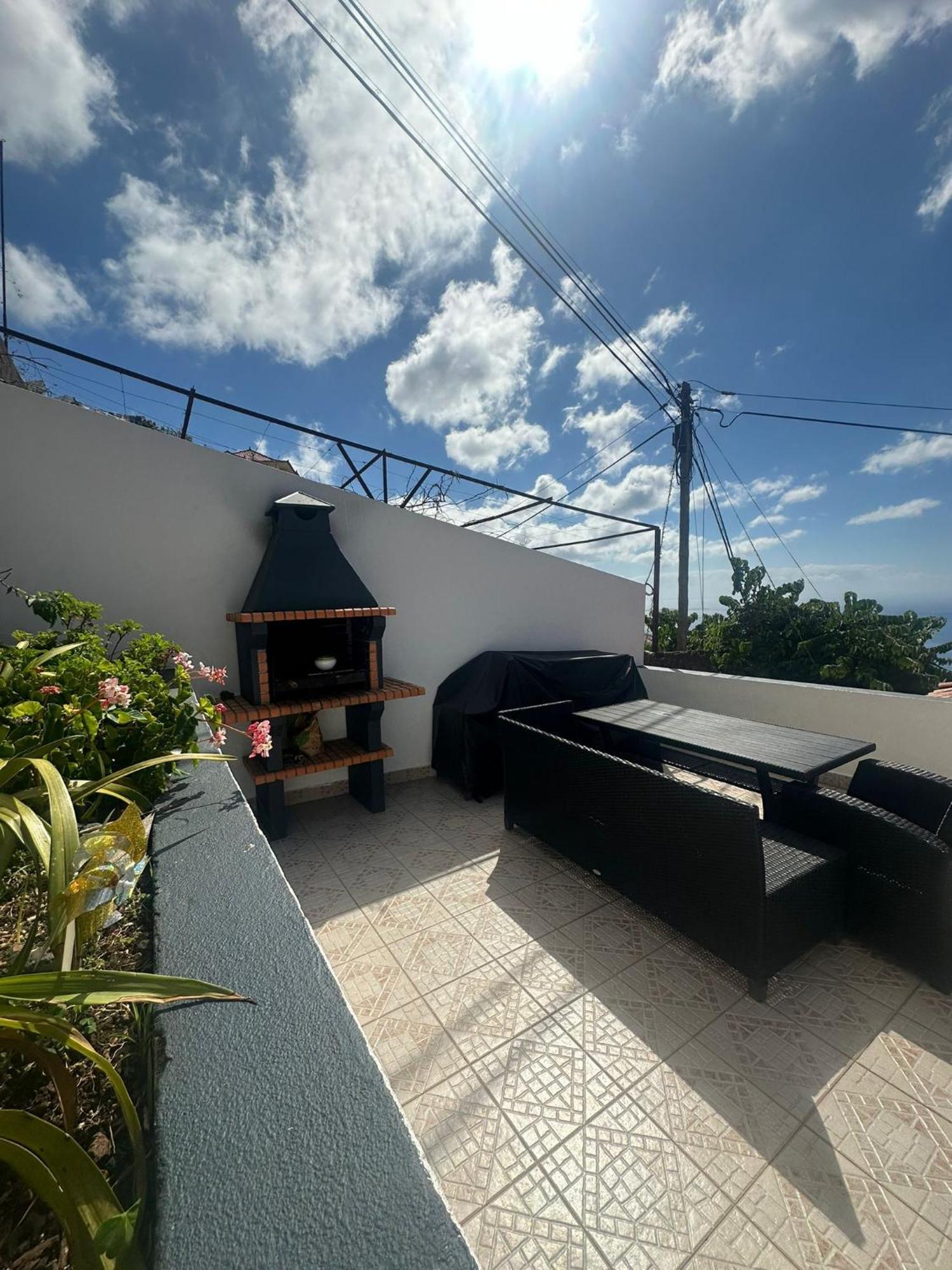 The Hill View House Сasa de vacaciones